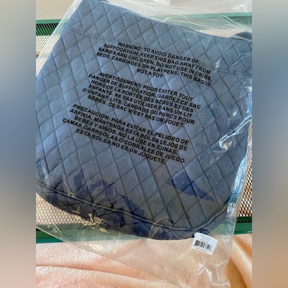 Vera Bradley !Large! Trio Zip Hipster ✨ Quilted Moonlight Navy Denim + Roses - Picture 7 of 8